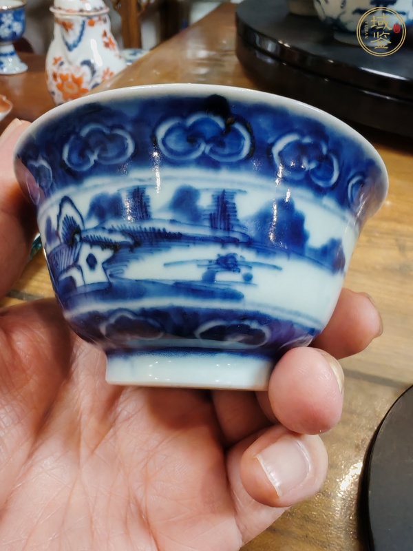 古玩陶瓷青花山水人物紋茶碗真品鑒賞圖