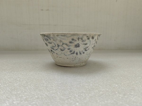 古玩陶瓷青花花卉紋茶碗拍賣,當(dāng)前價(jià)格580元