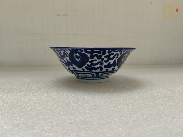 古玩陶瓷青花鳳眼紋茶碗真品鑒賞圖