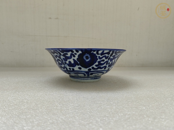 古玩陶瓷青花鳳眼紋茶碗真品鑒賞圖