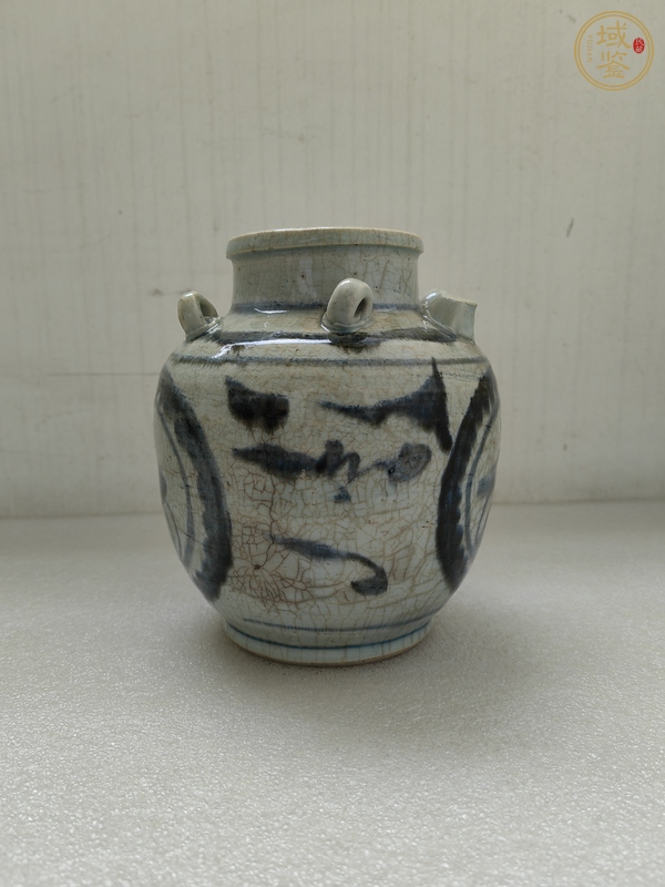 古玩陶瓷青花開光壽字紋四系茶壺真品鑒賞圖