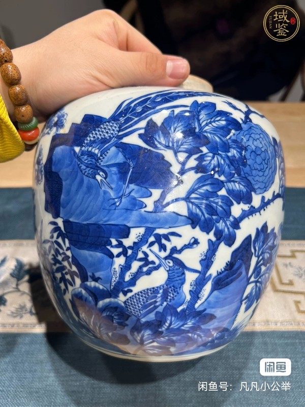 古玩陶瓷青花花鳥紋罐真品鑒賞圖