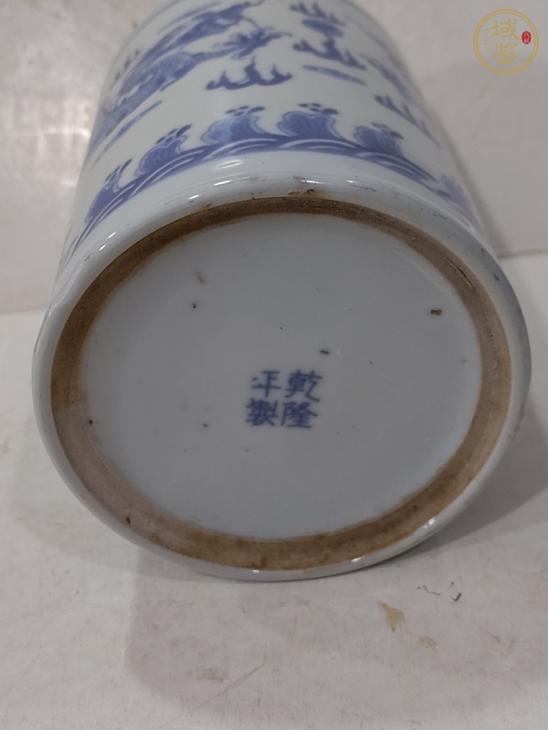 古玩陶瓷青花雙龍戲珠紋筆筒真品鑒賞圖