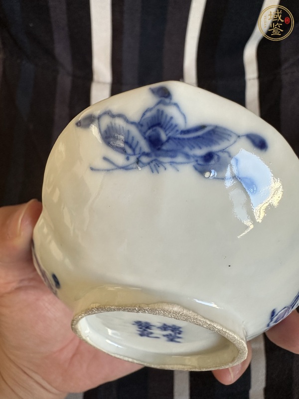 古玩陶瓷青花茶托真品鑒賞圖