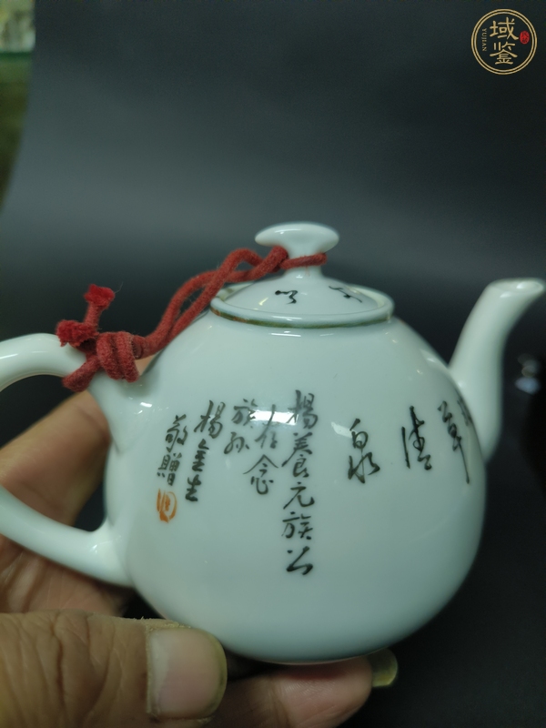 古玩陶瓷粉彩花鳥紋壺真品鑒賞圖