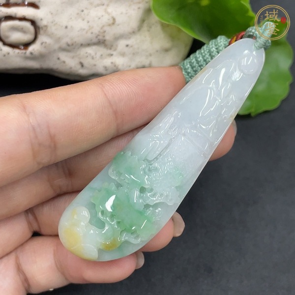 古玩玉器翡翠山水紋飾掛件真品鑒賞圖