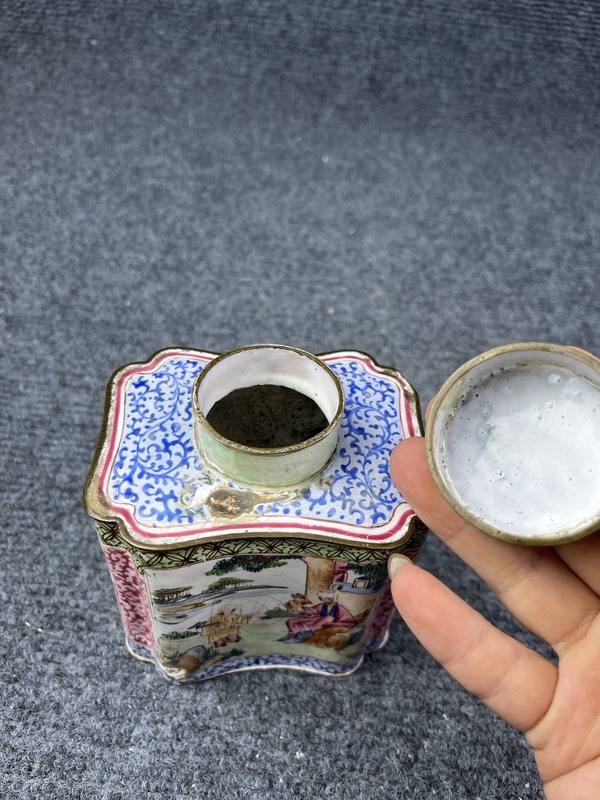 古玩雜項銅胎畫琺瑯花卉人物茶葉罐拍賣，當前價格3988元