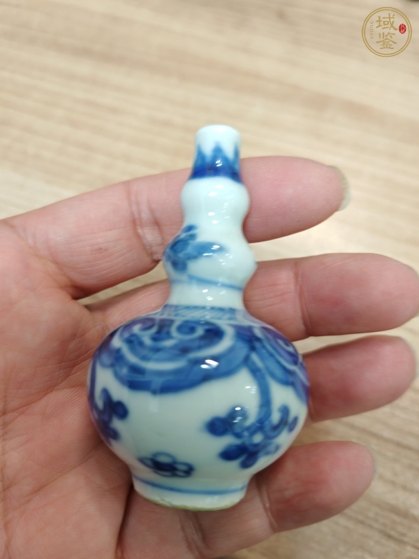 古玩陶瓷青花花卉紋小葫蘆瓶真品鑒賞圖