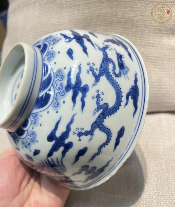 古玩陶瓷青花龍鳳紋碗真品鑒賞圖