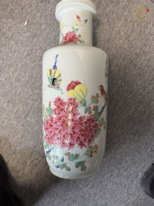 古玩陶瓷花鳥蝶紋棒槌瓶真品鑒賞圖