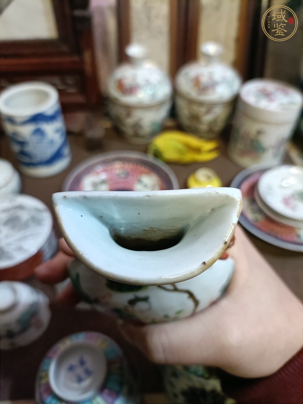 古玩陶瓷粉彩壁瓶真品鑒賞圖