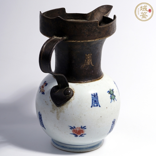 古玩陶瓷青花五彩八寶壽字紋僧帽壺真品鑒賞圖