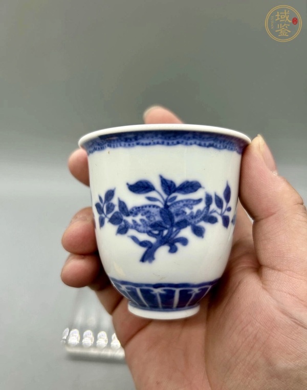 古玩陶瓷青花三多紋鈴鐺杯真品鑒賞圖