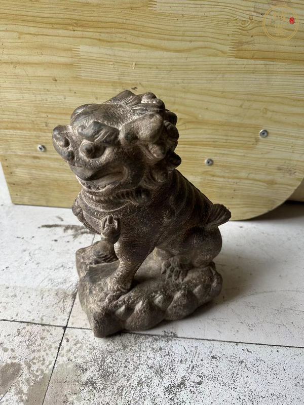 古玩雜項案頭獅真品鑒賞圖