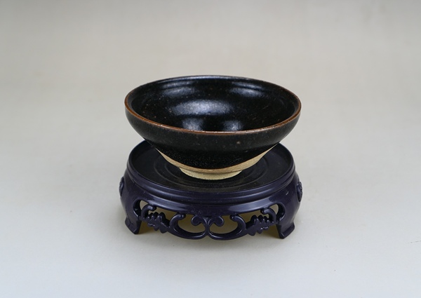 古玩陶瓷精品:宋代吉州窯黑釉茶盞（經(jīng)典茶器）拍賣，當(dāng)前價(jià)格175元