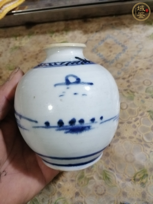 古玩陶瓷山水紋青花瓶真品鑒賞圖