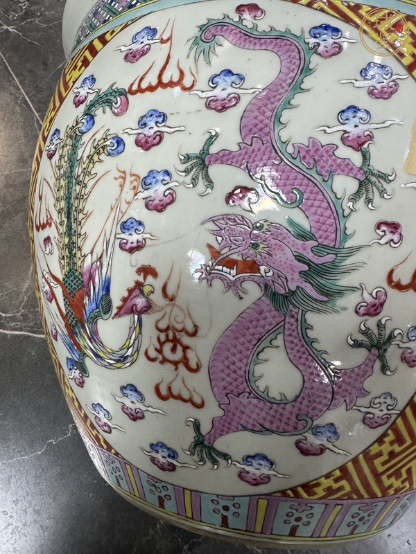 古玩陶瓷龍鳳紋粉彩缸真品鑒賞圖