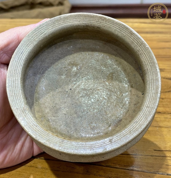 古玩陶瓷青瓷豆真品鑒賞圖