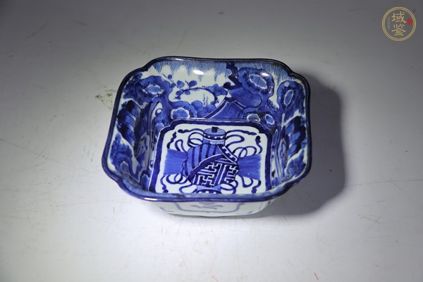 古玩陶瓷青花倭角碗真品鑒賞圖