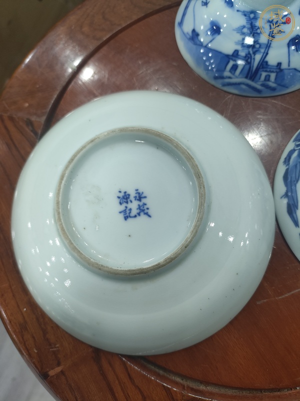 古玩陶瓷青花山水人物紋蓋碗真品鑒賞圖