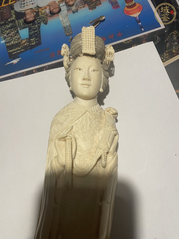 古玩雜項(xiàng)象牙帝后像真品鑒賞圖