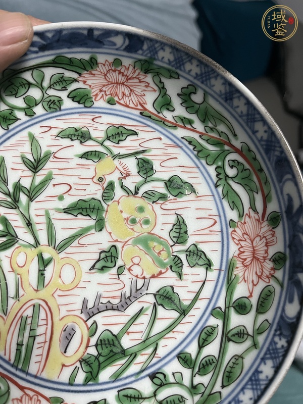 古玩陶瓷青花五彩盤真品鑒賞圖