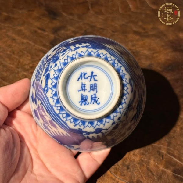 古玩陶瓷青花鸞鳳和鳴紋茶碗真品鑒賞圖