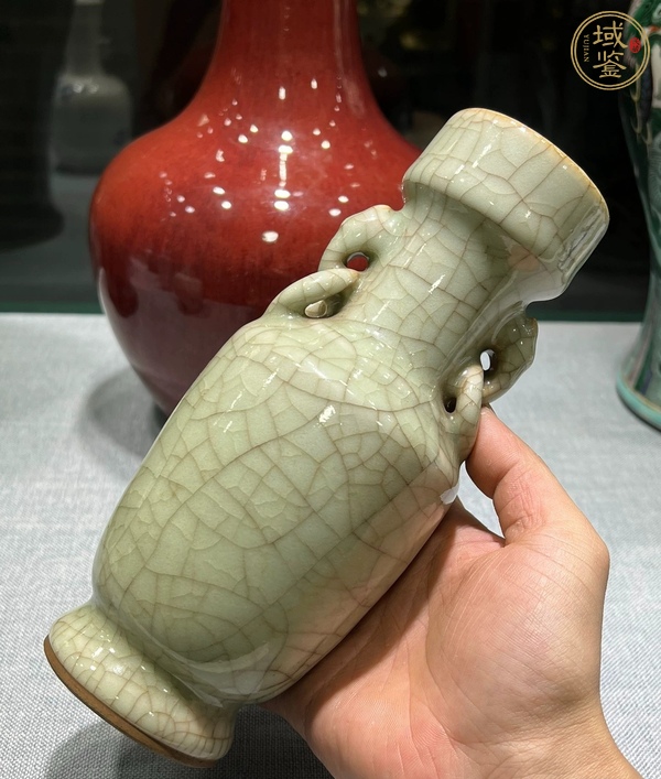 古玩陶瓷哥釉大開片雙耳瓶真品鑒賞圖