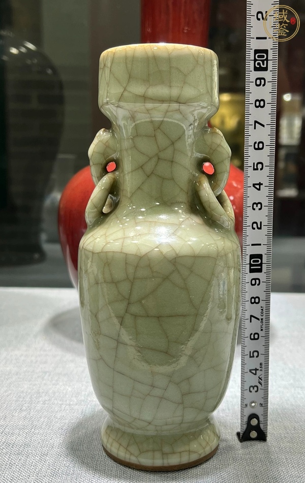 古玩陶瓷仿官釉雙耳盤口瓶真品鑒賞圖