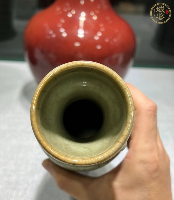 古玩陶瓷哥釉大開片雙耳瓶真品鑒賞圖