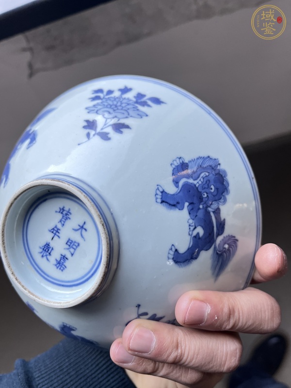 古玩陶瓷青花獅子碗真品鑒賞圖