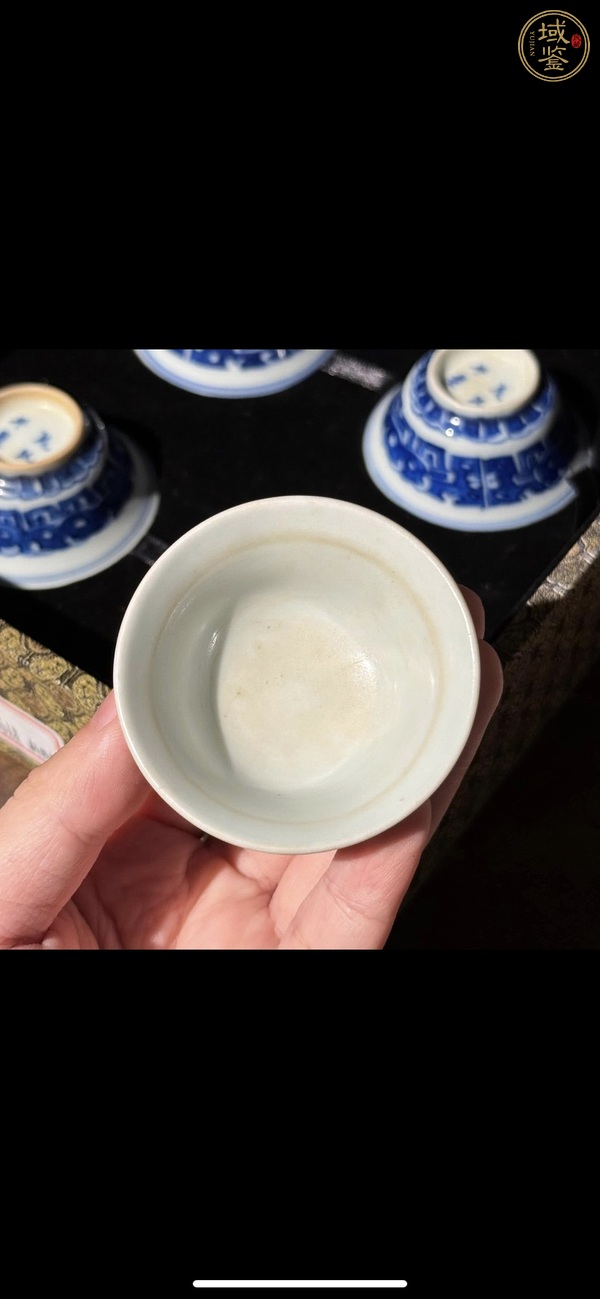 古玩陶瓷青花夔龍紋茶碗真品鑒賞圖