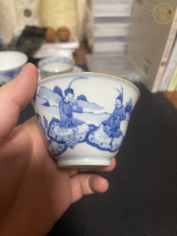 古玩陶瓷人物紋青花杯真品鑒賞圖