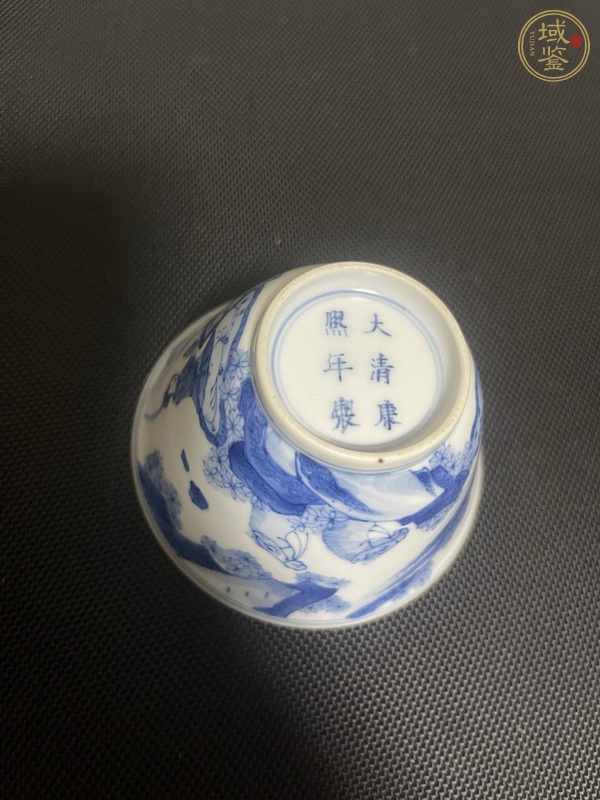 古玩陶瓷人物紋青花杯真品鑒賞圖