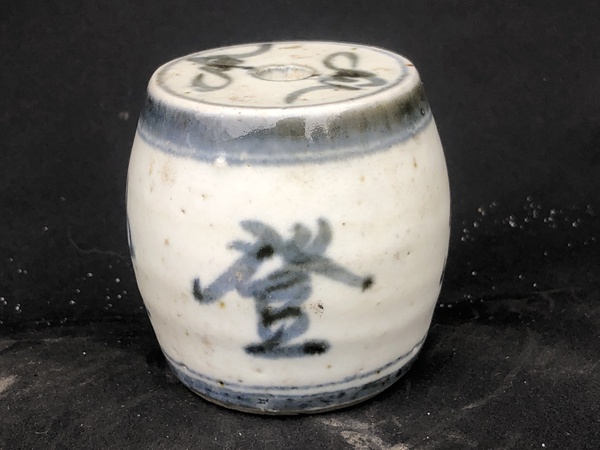 古玩陶瓷【“孤品瓷器”】清代.青花《五谷登科》鼓型燭臺(香插 鎮(zhèn)紙)拍賣，當(dāng)前價格0元