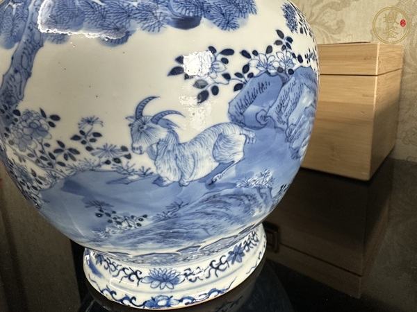 古玩陶瓷青花瓶真品鑒賞圖