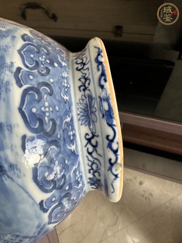 古玩陶瓷青花瓶真品鑒賞圖