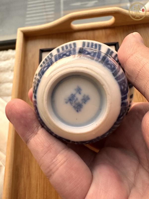 古玩陶瓷青花壽字紋蓋碗真品鑒賞圖