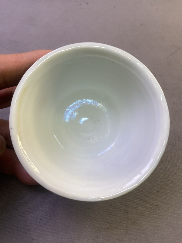 古玩陶瓷霽藍釉暗刻線條紋茶碗拍賣,當前價格6820元