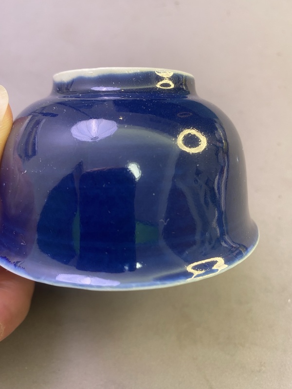 古玩陶瓷霽藍釉暗刻線條紋茶碗拍賣,當前價格6820元