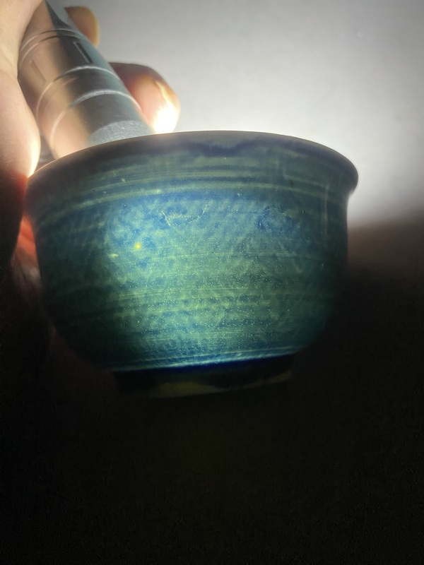 古玩陶瓷霽藍釉暗刻線條紋茶碗拍賣,當前價格6820元