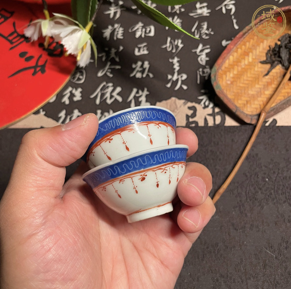 古玩陶瓷粉彩瓔珞紋茶杯真品鑒賞圖