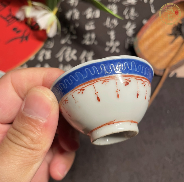 古玩陶瓷粉彩瓔珞紋茶杯真品鑒賞圖