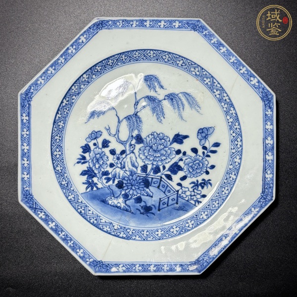 古玩陶瓷青花花卉紋八方盤真品鑒賞圖