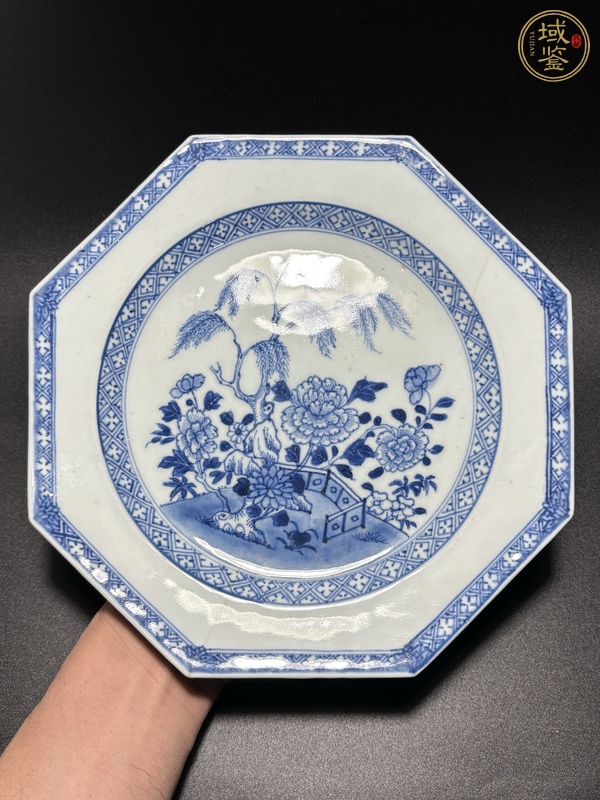 古玩陶瓷青花花卉紋八方盤真品鑒賞圖