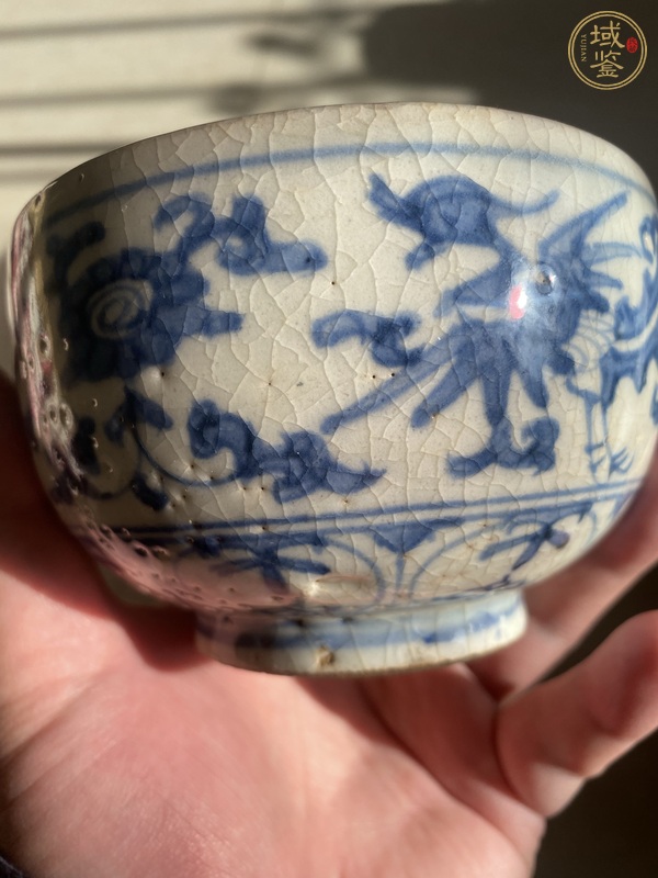 古玩陶瓷漳州窯青花鳳穿花紋茶碗真品鑒賞圖