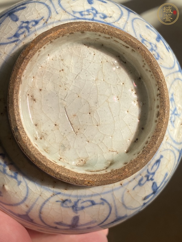 古玩陶瓷漳州窯青花鳳穿花紋茶碗真品鑒賞圖