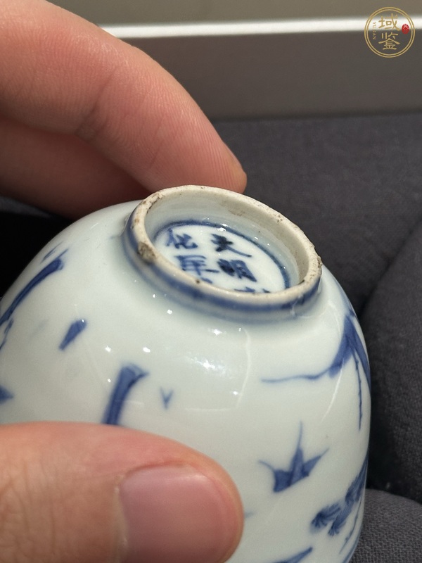 古玩陶瓷青花杯真品鑒賞圖