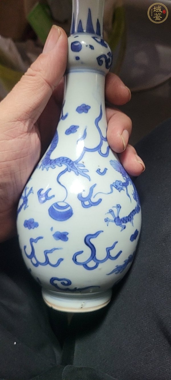 古玩陶瓷龍紋青花瓶真品鑒賞圖