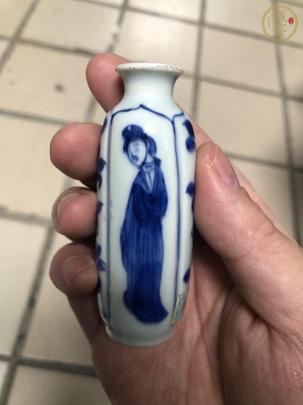 古玩陶瓷青花花卉人物瓶真品鑒賞圖